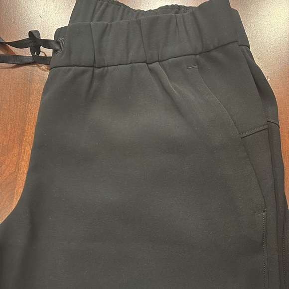 Lululemon light weight jogger - Picture 5 of 5